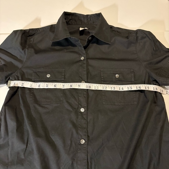 Classic, J. Crew Black Button Down Shirt, short sleeves, Sz L but fits smaller - Picture 6 of 6